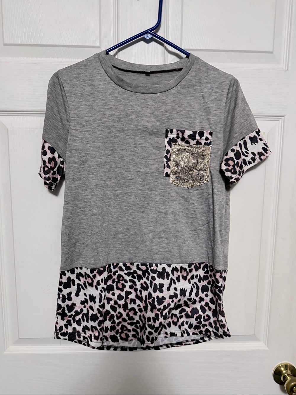 Womens Gray Leopard Trim Pocket Tee with Sequin Accent